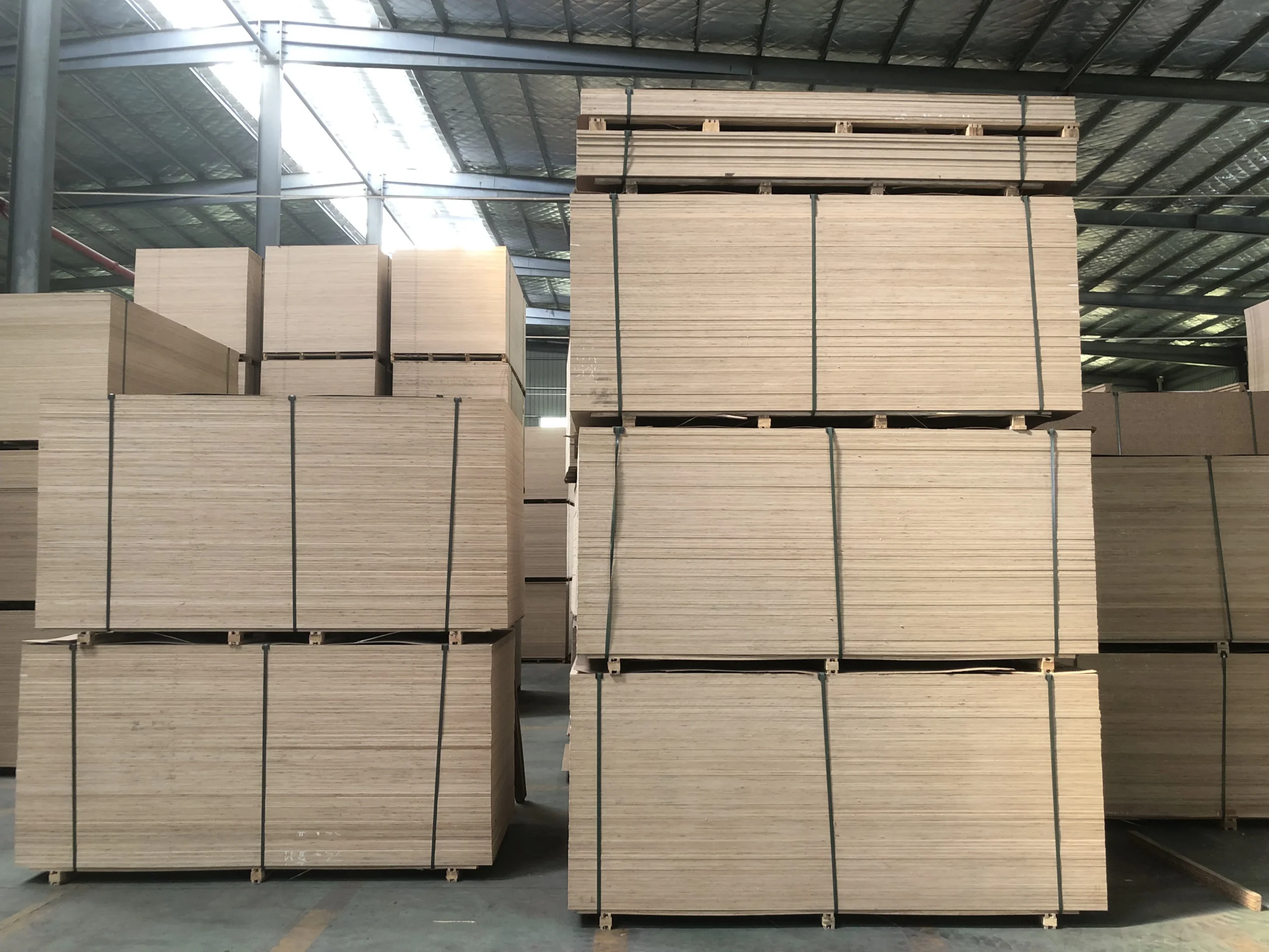 خرید و فروش ام دی اف خام 3 میل