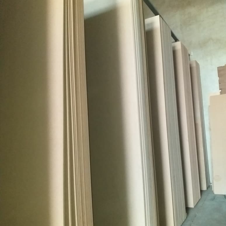 مشخصات محصول ام دی اف خام ۵ میل